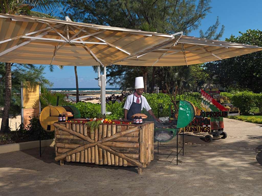 Melia Braco Village Trelawny Ресторант снимка